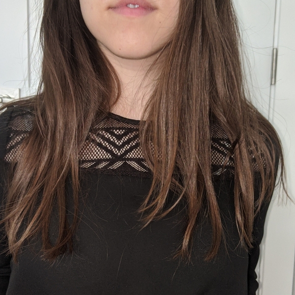Black blouse - Picture 4 of 4
